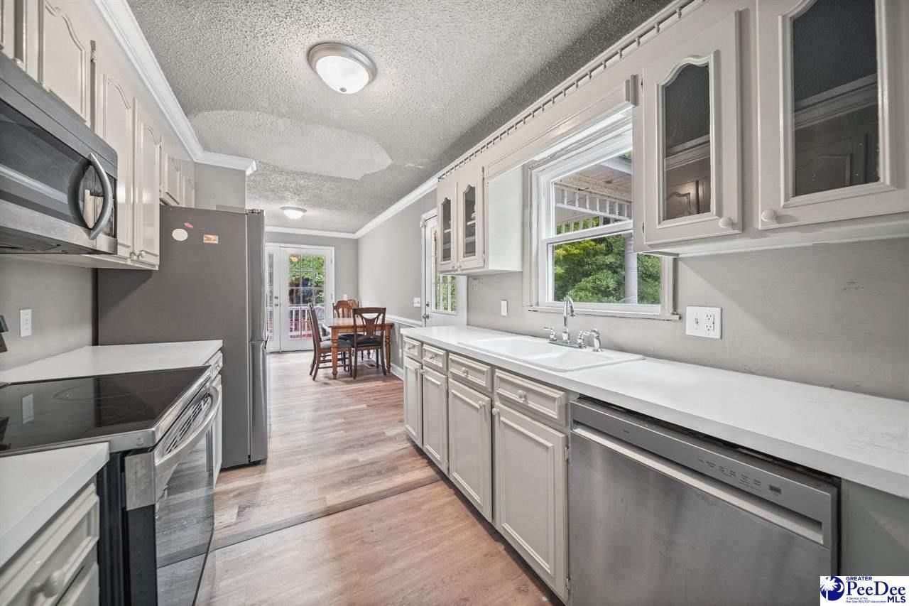 261 Lakeside Drive Photo 18