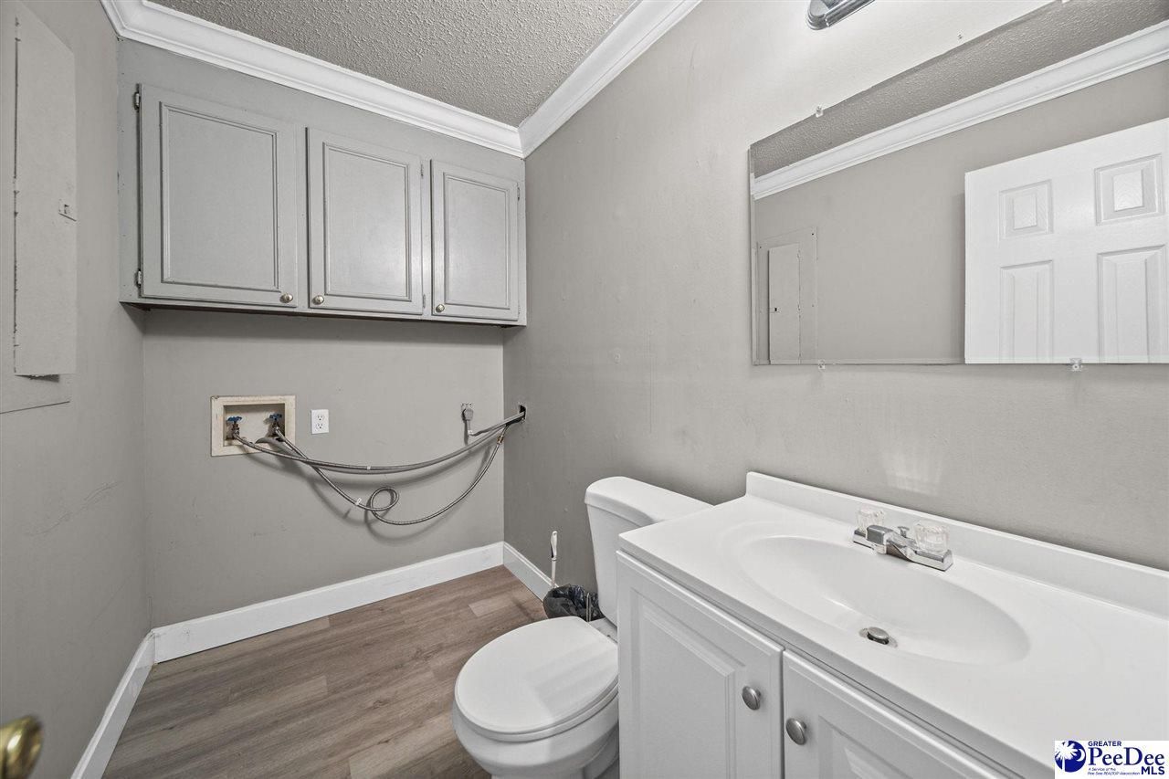 261 Lakeside Drive Photo 35