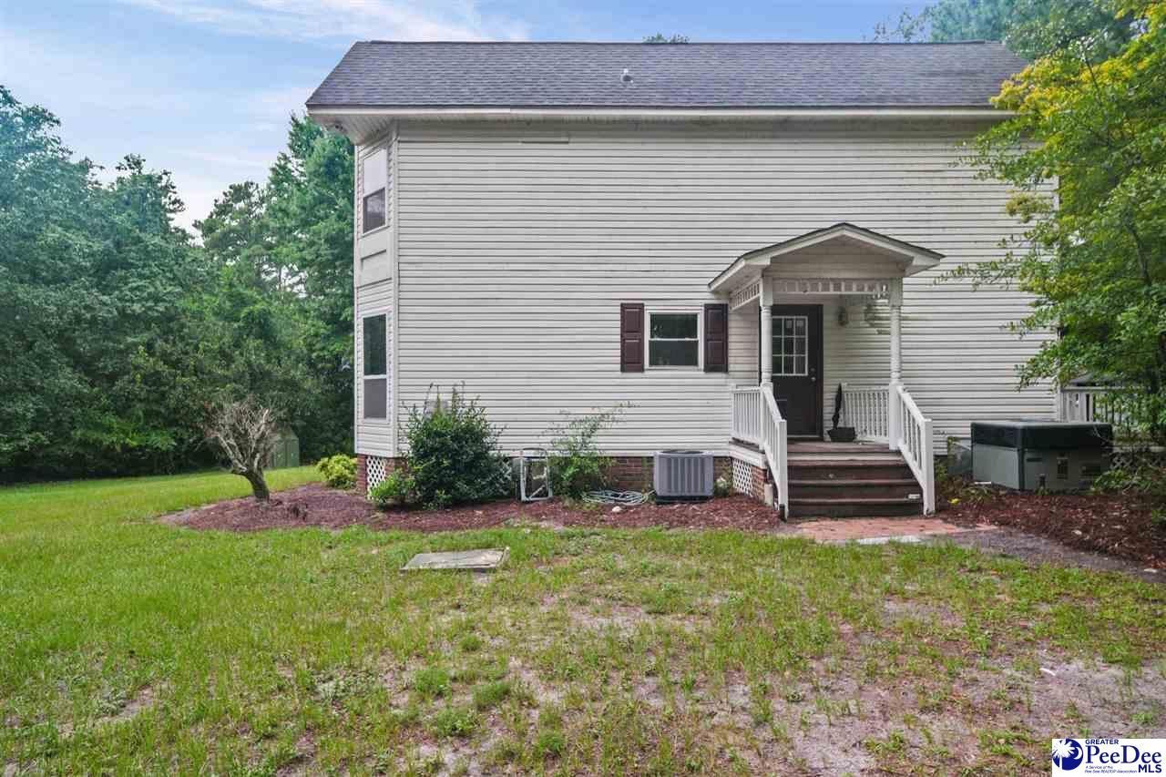 261 Lakeside Drive Photo 4