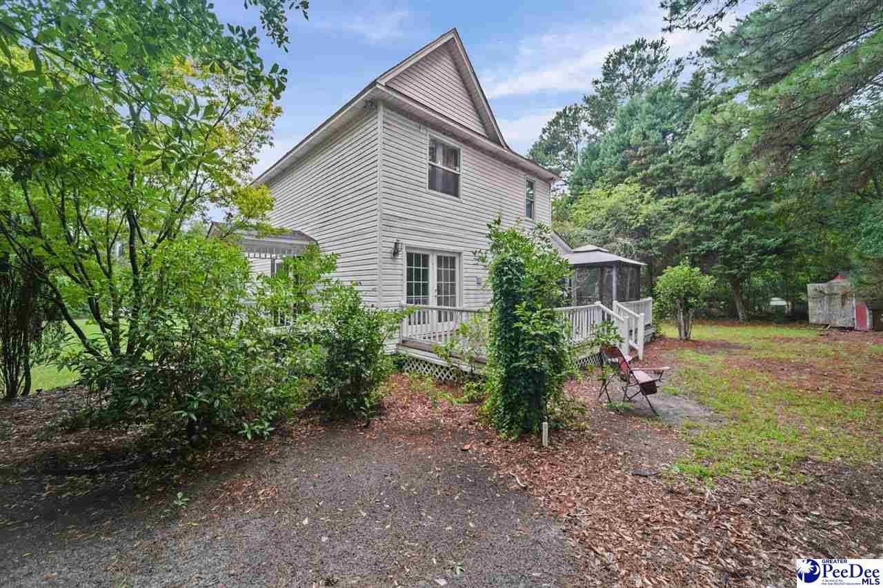 261 Lakeside Drive Photo 9