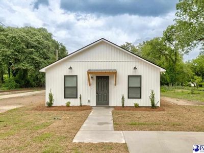 201 Pine Street, Darlington, SC 29532