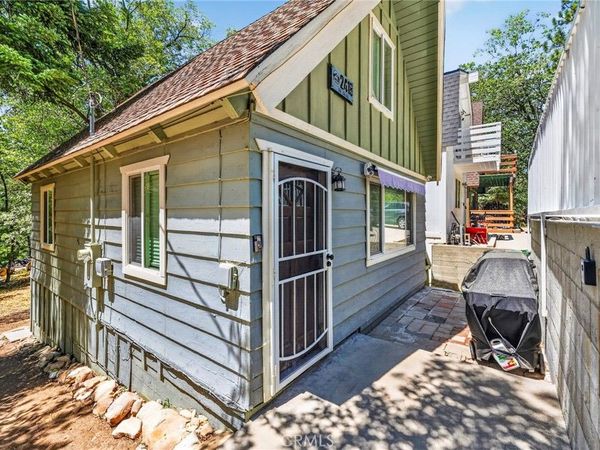 2418 Fir, Running Springs, CA 92382