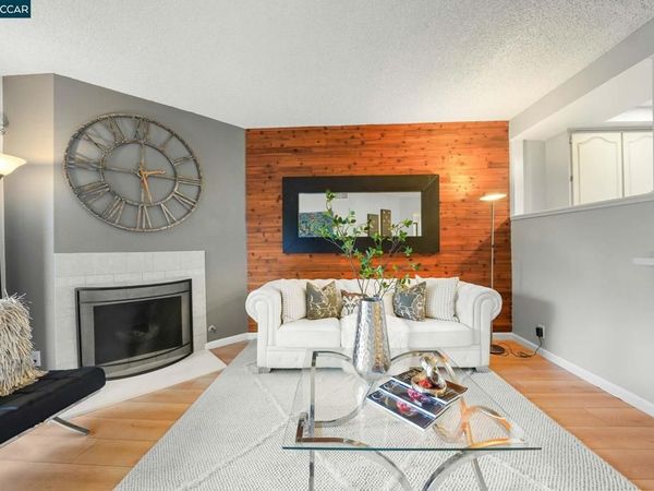 25930 Kay Ave, Unit 201, Hayward, CA 94545