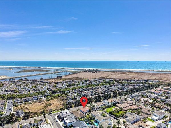 4701 Los Patos Avenue, Huntington Beach, CA 92649
