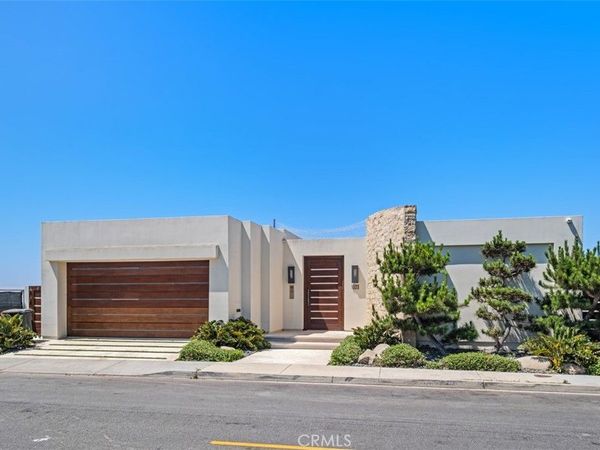 1523 Dolphin, Corona Del Mar, CA 92625