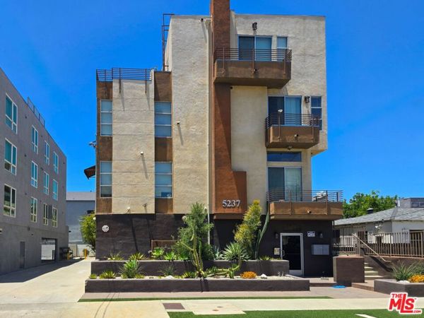 5237 Willowcrest Avenue, Unit 105, Los Angeles, CA 91601
