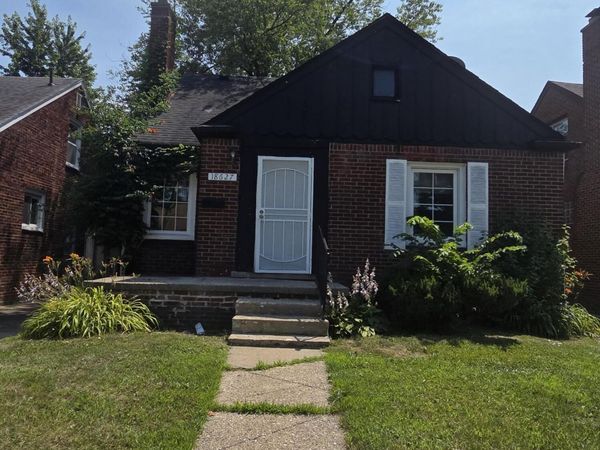 18627 Curtis Street, Detroit, MI 48219