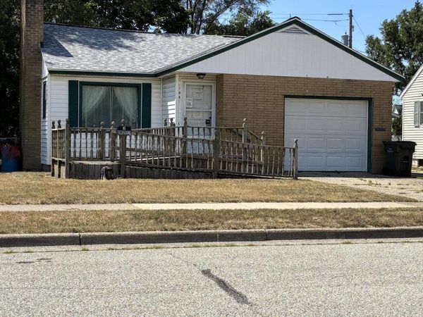 1051 Roberts Street, Muskegon, MI 49442