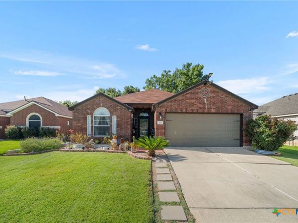 302 Adkins Cove , Georgetown, TX 78626