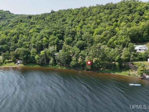 6000 Bingham Lane, Eagle Harbor Twp, MI 49950
