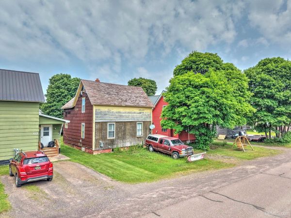 25220 Elm Street, Osceola Twp, MI 49913