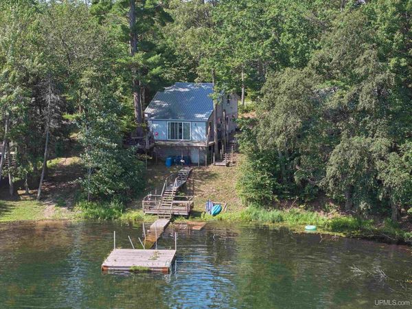 E8980 Powell Lake Road, Munising Twp, MI 49895