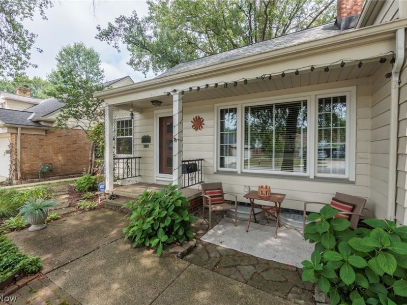 20212 Parklane, Rocky River, OH 44116 Photo 2