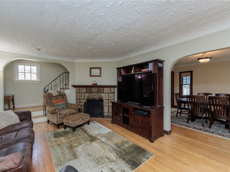 19726 Riverwood Avenue, Rocky River, OH 44116 Photo 4