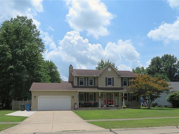318 Hendrix Boulevard, LaGrange, OH 44050