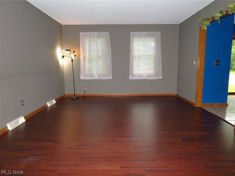 318 Hendrix Boulevard, Lagrange, OH 44050 Photo 11