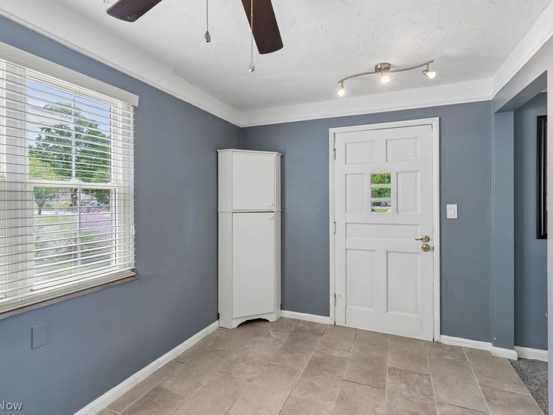 4019 W 220th Street, Fairview Park, OH 44126 Photo 11