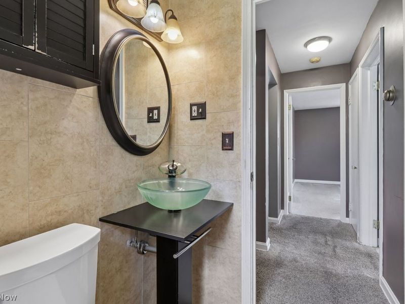 4019 W 220th Street, Fairview Park, OH 44126 Photo 22