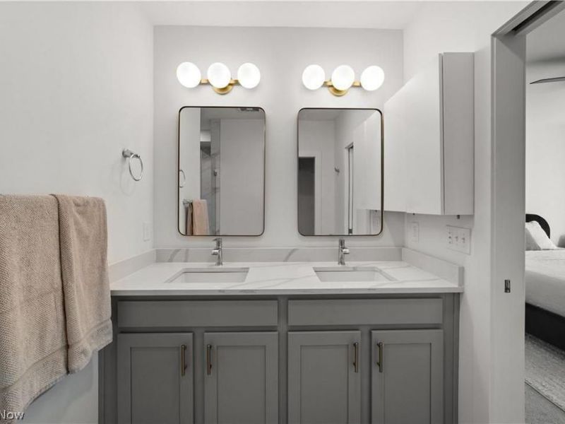 11206 N Park Place, Unit 4, Cleveland, OH 44104 Photo 25