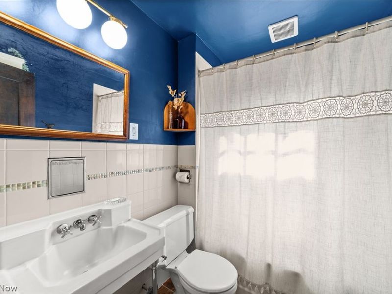 1281 Chase Avenue , Lakewood, OH 44107 Photo 32