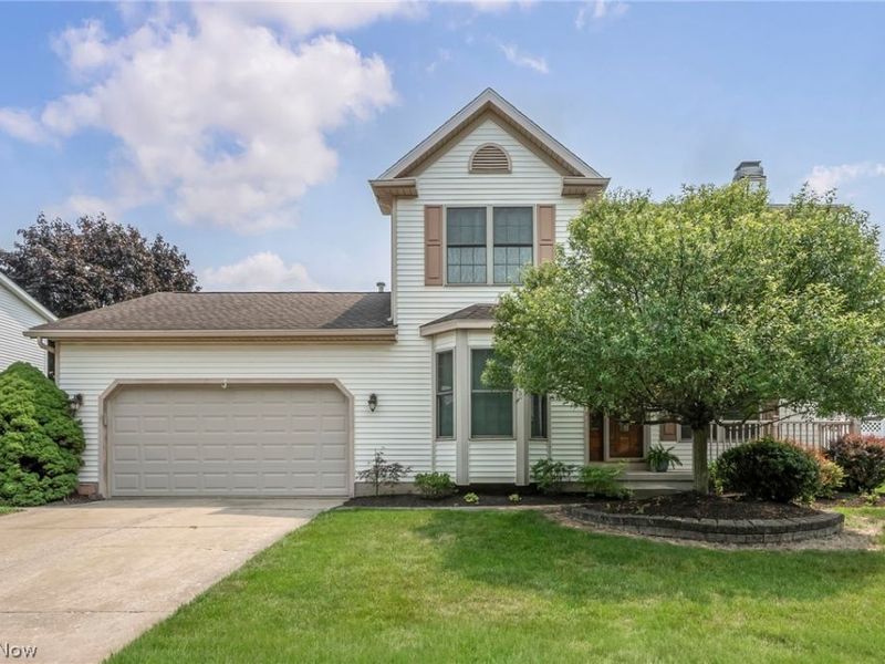 1256 Waterbury Drive, Medina, OH 44256 Photo 2