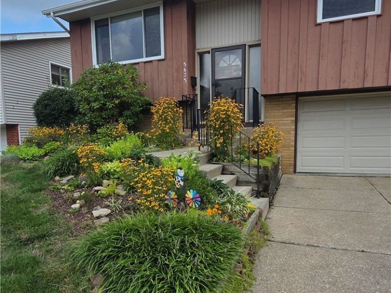 5675 Andover Boulevard, Garfield Heights, OH 44125 Photo 2