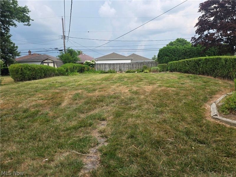 5675 Andover Boulevard, Garfield Heights, OH 44125 Photo 3