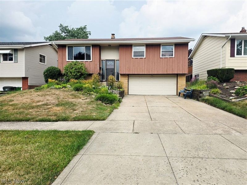 5675 Andover Boulevard, Garfield Heights, OH 44125 Photo 39