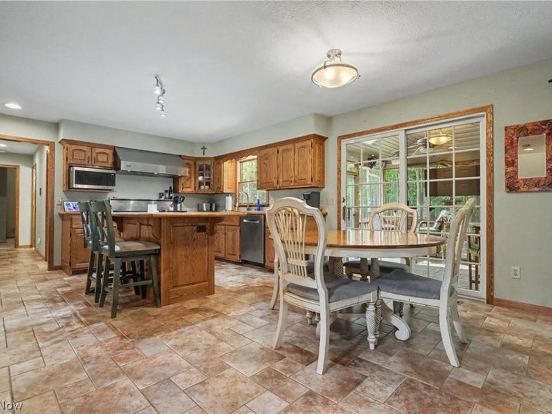 3749 Turnberry Drive, Medina, OH 44256 Photo 9