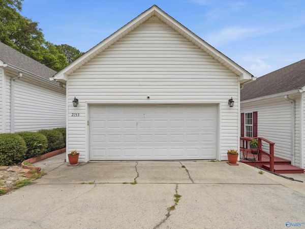 2153 Obrig Avenue, Guntersville, AL 35976