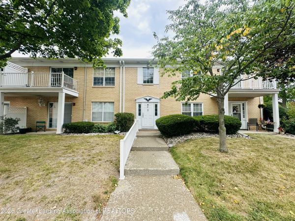 3333 Moores River Drive, Lansing, MI 48911