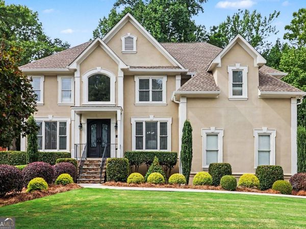 1135 Jennifer Oaks Drive, Alpharetta, GA 30004