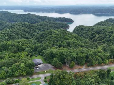 8790 S Hwy 127, Jamestown, KY 42629
