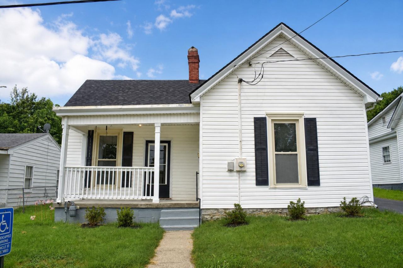 32 Jackson Street, Winchester, KY 40391