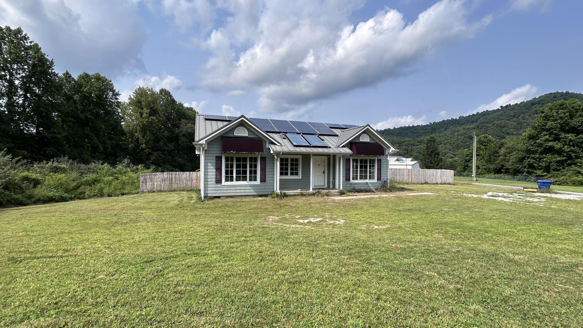 63 Green Valley Road, Williamsburg, KY 40769