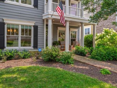 1988 General Warfield Way, Lexington, KY 40505