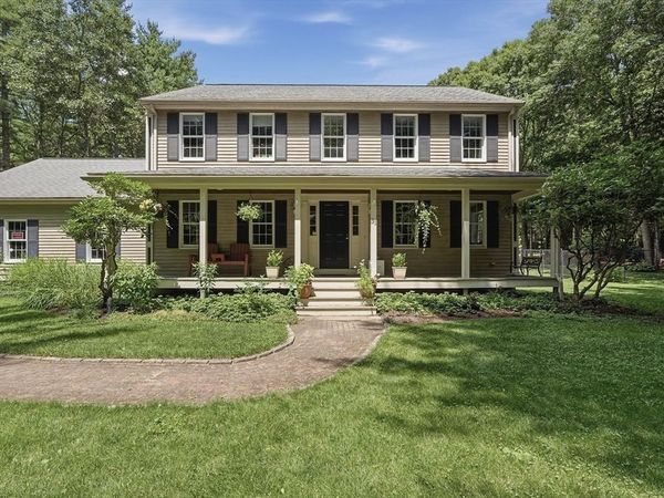 31 Pine Street, Middleboro, MA 02346