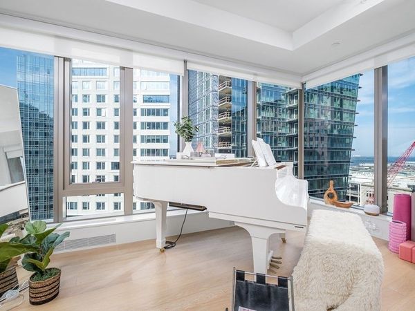 133 Seaport Blvd, Unit 1510, Boston, MA 02210