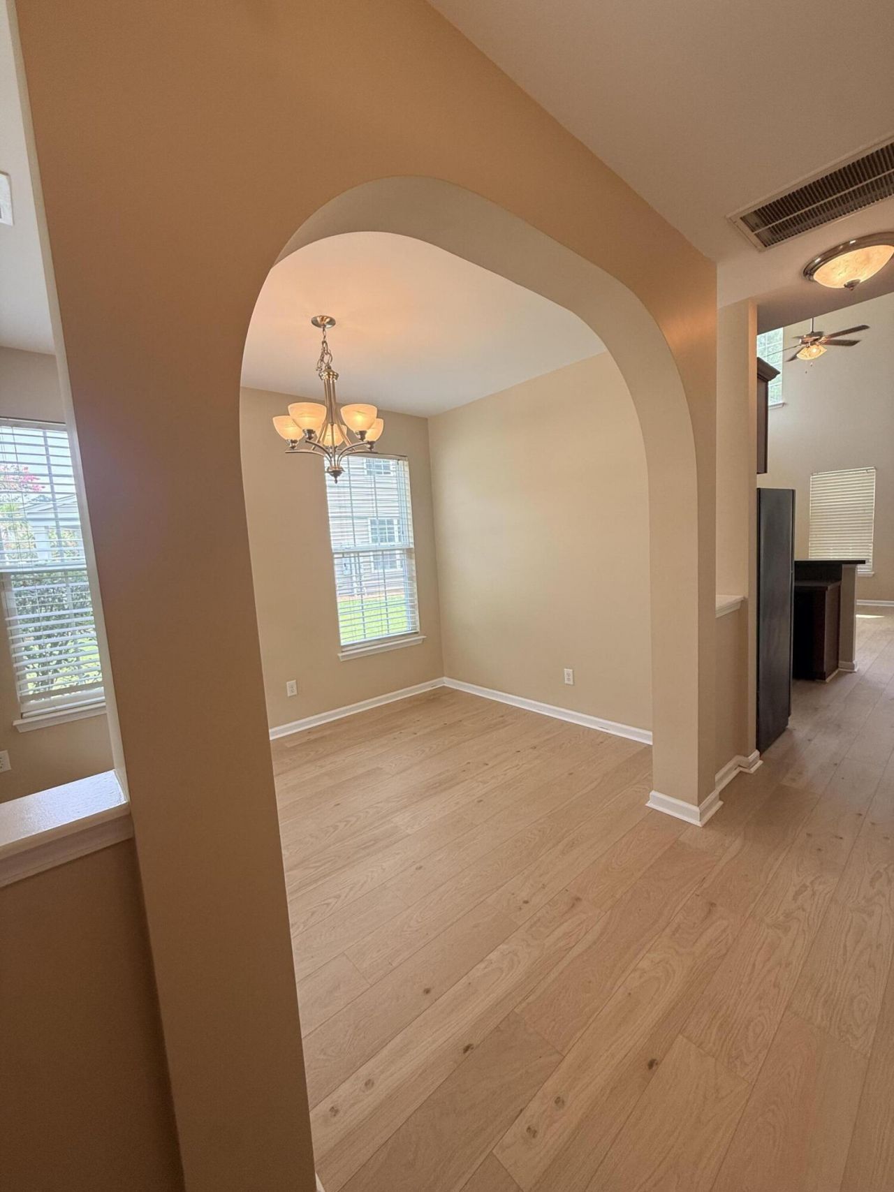 2490 Stadium Drive Photo 4