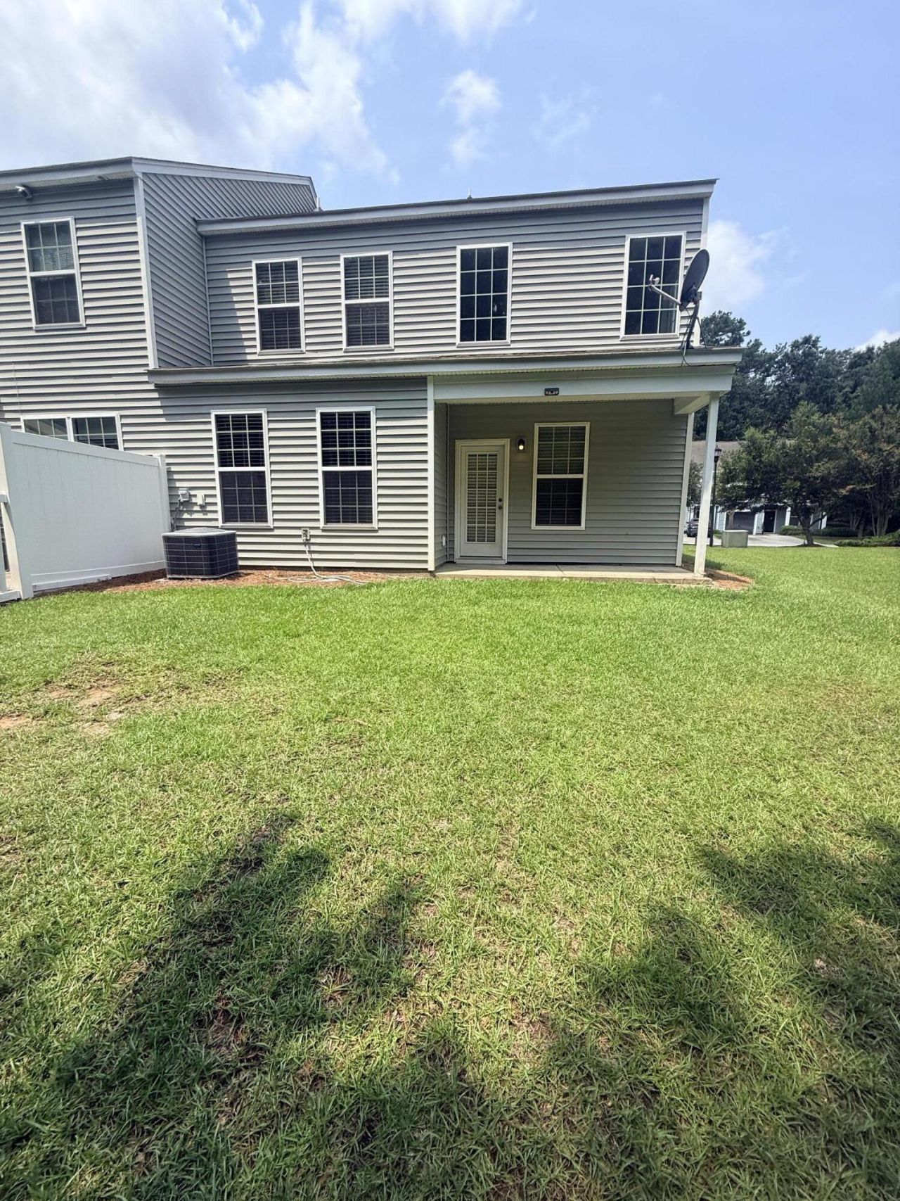 2490 Stadium Drive Photo 8