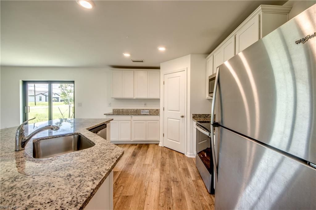 861 Winwood Cir, Fort Myers, FL 33913 Photo