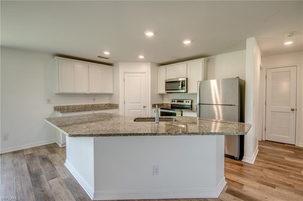 861 Winwood Cir, Fort Myers, FL 33913 Photo