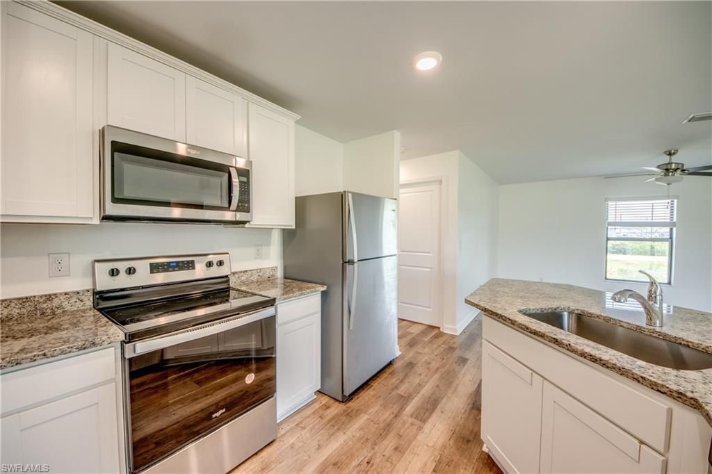 861 Winwood Cir, Fort Myers, FL 33913 Photo