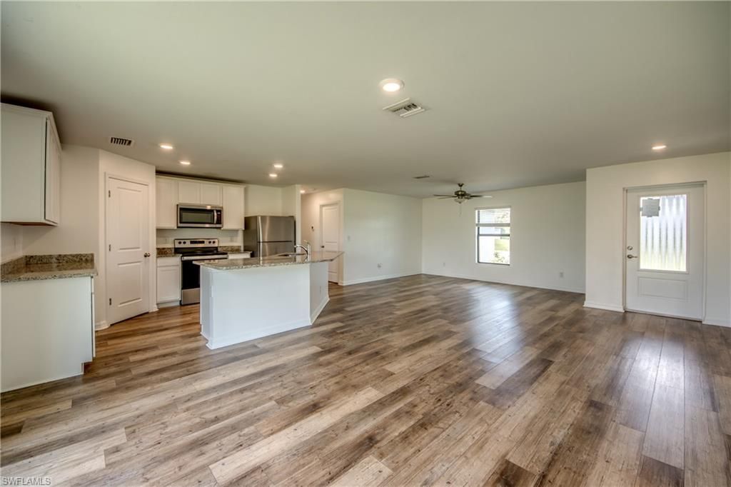 861 Winwood Cir, Fort Myers, FL 33913 Photo