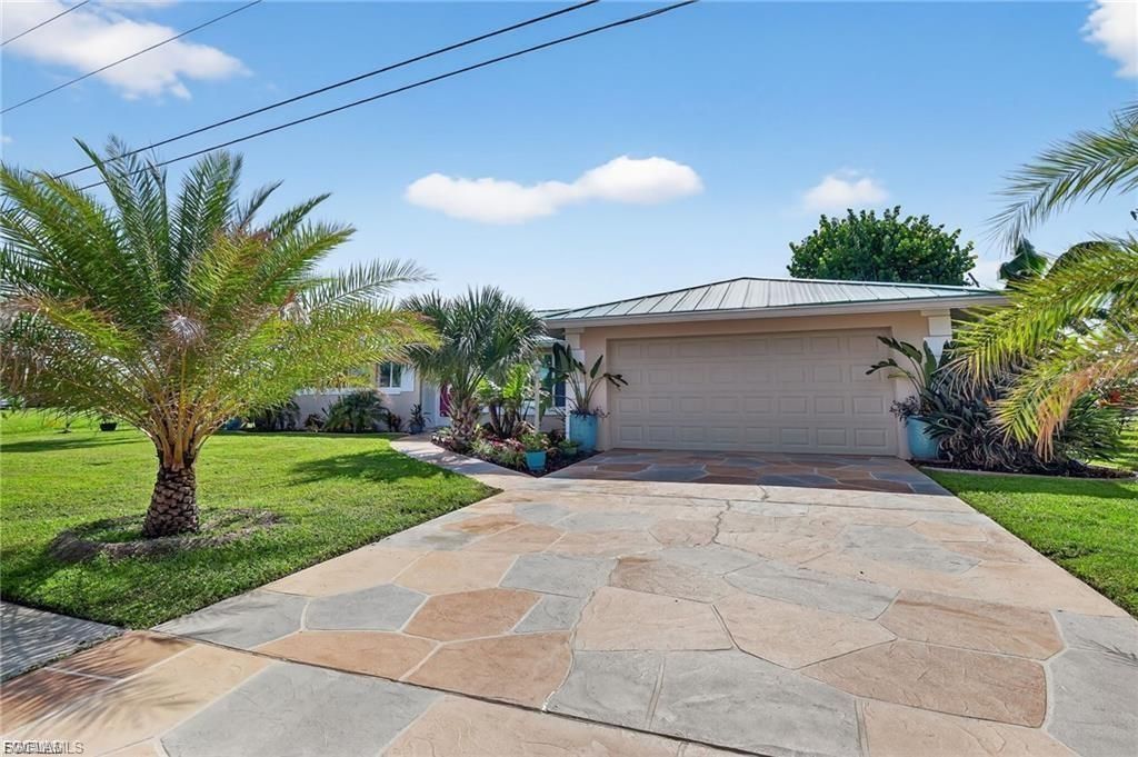 4638 Vinsetta Ave, North Fort Myers, FL 33903 Photo