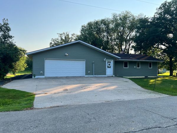 2689 and 2688 Oak Loop NW, Baudette, MN 56623