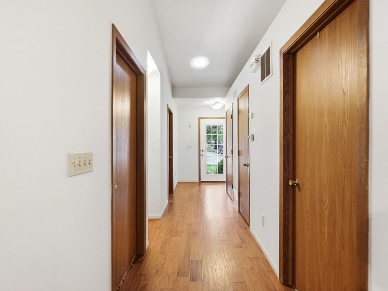 4912 Canal Cove Way , Columbus, OH 43231 Photo 4