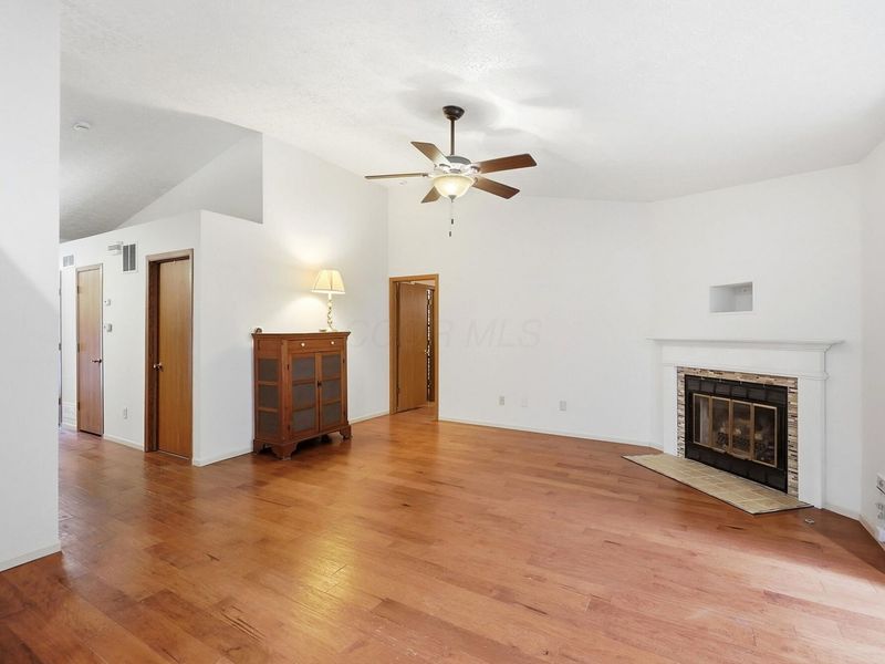 4912 Canal Cove Way , Columbus, OH 43231 Photo 6