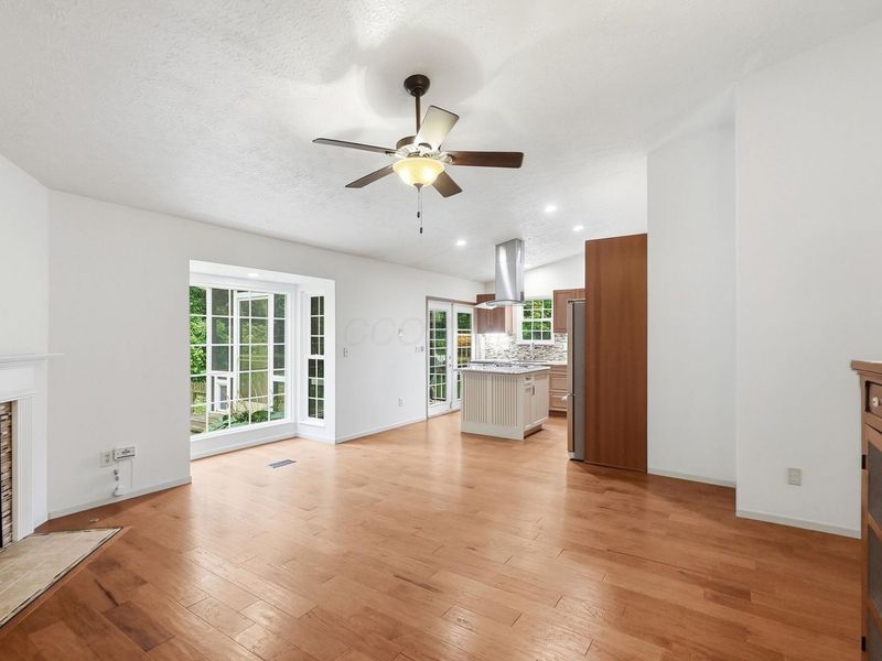 4912 Canal Cove Way , Columbus, OH 43231 Photo 9