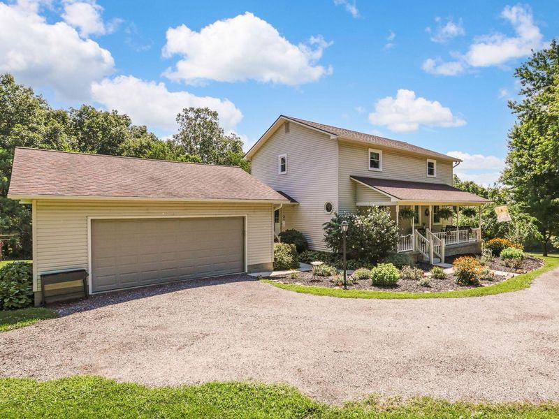 524 W Rushville Road NE, Lancaster, OH 43130 Photo 5
